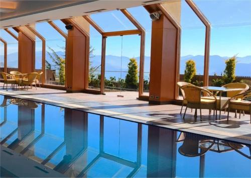 Swimming pool 5, dusitD2 Fagu, Shimla