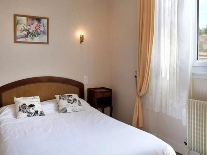 Room 3, Hôtel Le Saint Florent, Loir-et-Cher