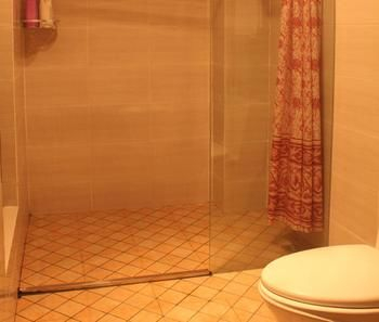 Bathroom 4, Chama Inn, Baoshan