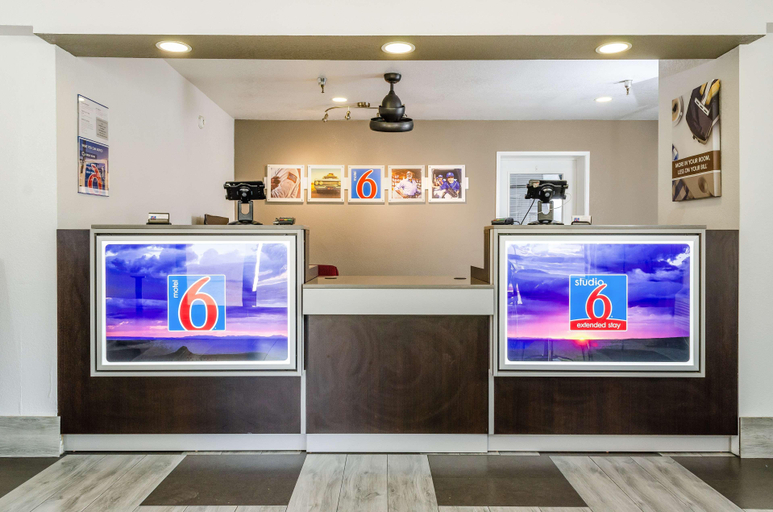 Public Area 5, Studio 6 Fresno, CA - Extended Stay GA, Fresno