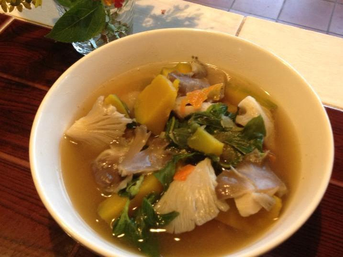 Food & Drinks, Huean Chaemrath, Mae Chaem