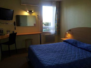 Others 2, Comfort Hotel Valence, Drôme