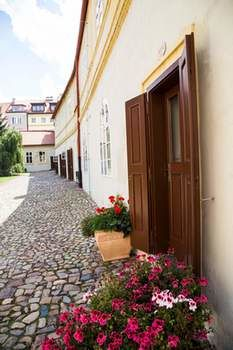 Others 5, Loreta Hotel, Praha 6