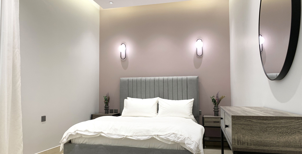 Others 4, Kease Mughrizat E-2 Royal touch AZ27, Riyadh