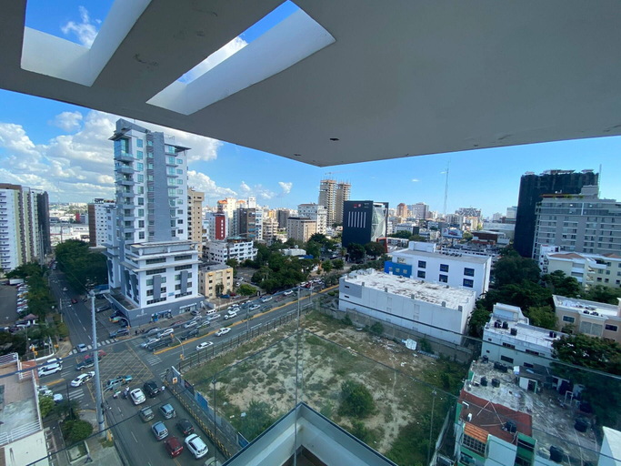 Property grounds 5, Luxury 1br , Pool, Gym, Close Agora Mall, Distrito Nacional
