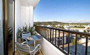 Others 5, Hostal Can Jurat, Baleares