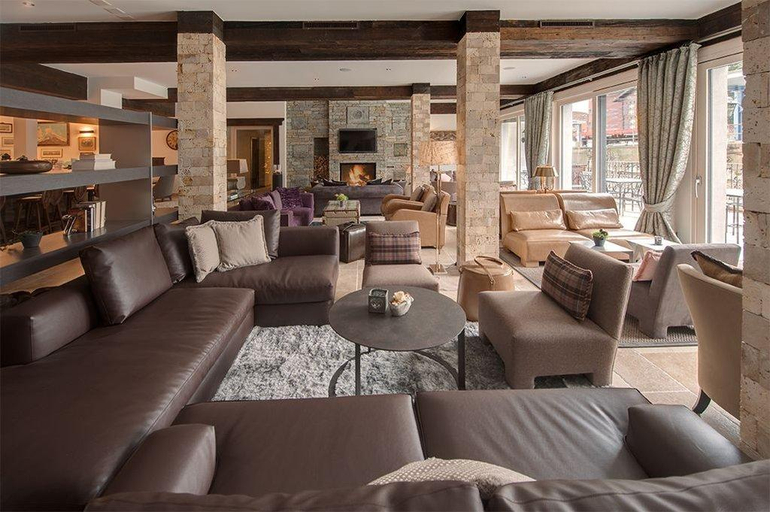 Public Area, SchlossHotel Zermatt, Visp
