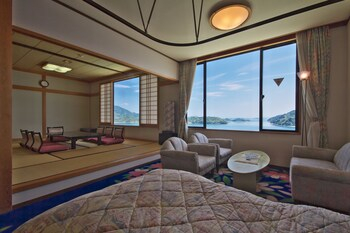 Room 4, Kinoe Onsen Hotel Seifukan, Ōsakikamijima
