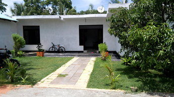 Others 2, Miheen Hotel, Mihinthale