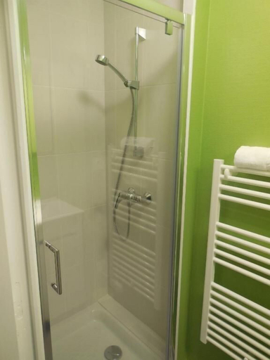 Bathroom 5, Résidence Henri IV, Loire-Atlantique
