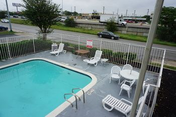 Others 2, Econo Lodge San Antonio Northeast I-35, Bexar