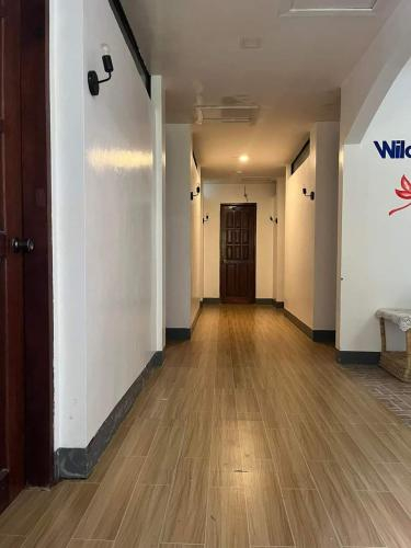 Others 3, WILDROSE INN, El Nido
