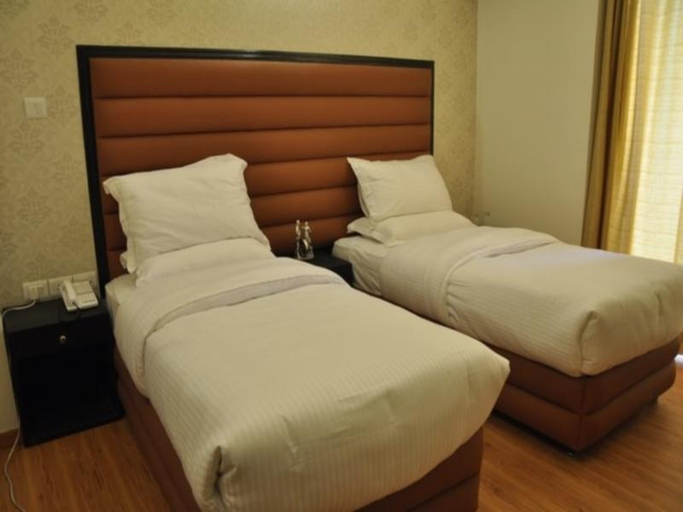 Bedroom, Royal Court, Nainital