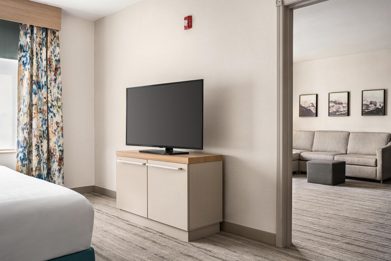 Bedroom 4, Hilton Garden Inn Fort Collins, Larimer