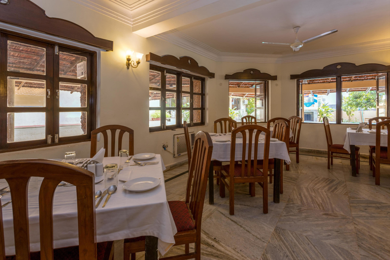 Food & Drinks, ランデブー ビーチ リゾート, North Goa