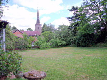 Others 2, チャーチ ファーム, Solihull