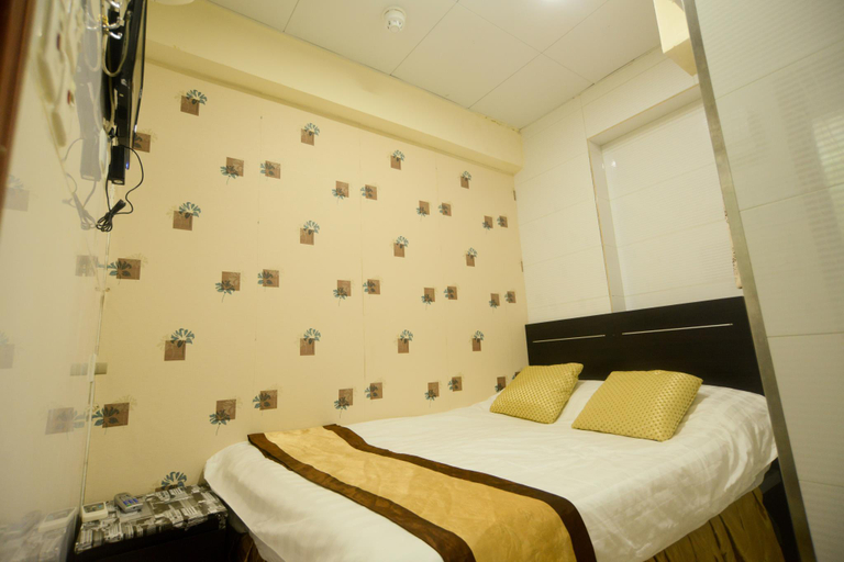 Others 5, Lucky Guesthouse, Kowloon