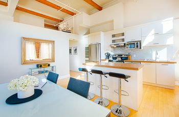 Others 2, Les Lofts 1048, Communauté-Urbaine-de-Québec