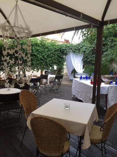 Others 4, Hotel Moderno, Carbonia-Iglesias