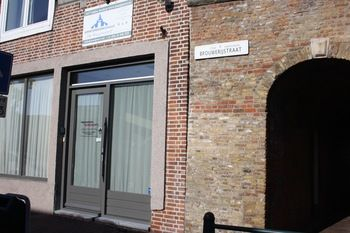 Others 3, Appartementen de Kaaipoort, Sluis