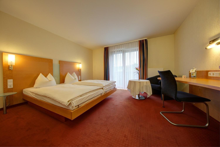 Bedroom 2, Hotel Adler, Calw