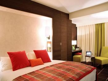 Others 2, Hotel Le Savoy, Savoie
