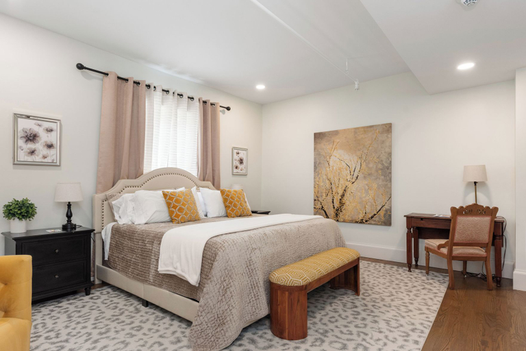 Room 3, The Benchmark Inn, Bracken
