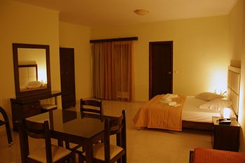 Others 3, Sandy Suites, Crete