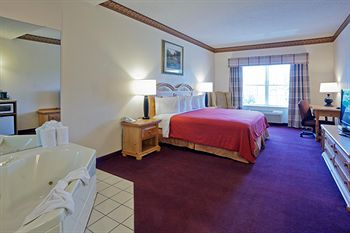 Others 3, Fairfield by Marriott Inn & Suites Cortland, Cortland