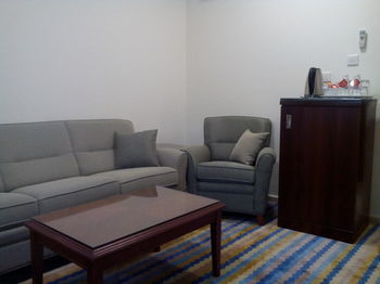 Living Area 2, OYO 330 Reefaf Alhayat Hotel(فندق رفاف الحياة), Makkah