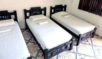 Others 5, Hotel Benjamin, Santa Marta (Dist. Esp.)