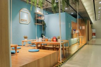 Food & Drinks 2, Boxtel at Suvarnabhumi Airport, Bang Phli