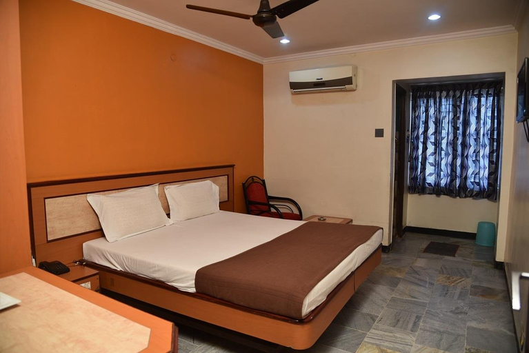 Bedroom 5, Hotel Chela kumbakonam, Thanjavur