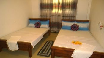 Others 3, Miheen Hotel, Mihinthale