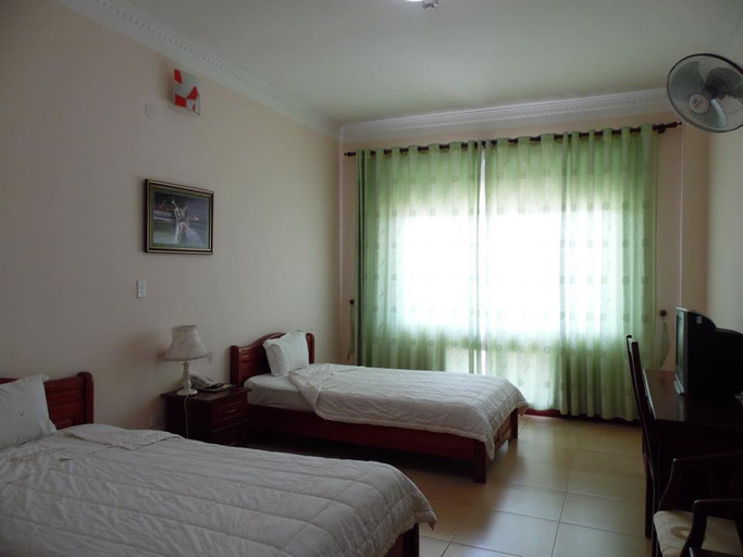 Bedroom 5, Xieng Khouang Hotel, Pek