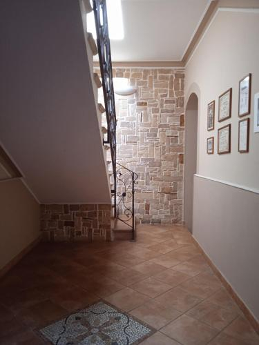Others 5, Hotel Moderno, Carbonia-Iglesias