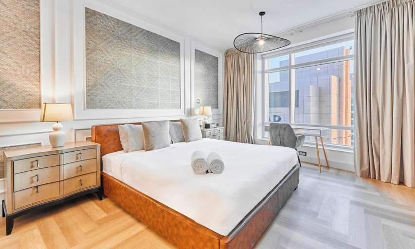 Room 2, bnbme - Burj Views East - 2BR, Dubai