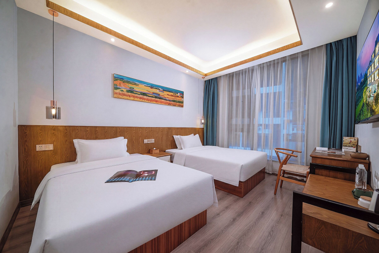 Room 3, Yangshuo Floral Whisper Valley, Guilin