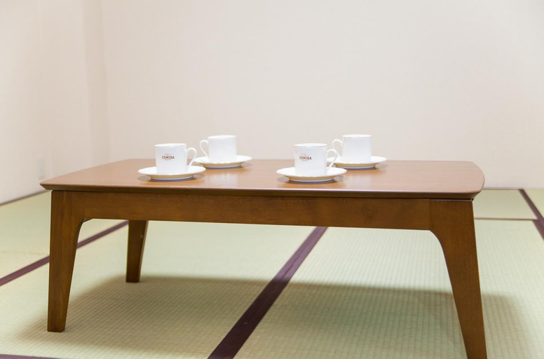 Others 3, Kevin's Place, Kyoto