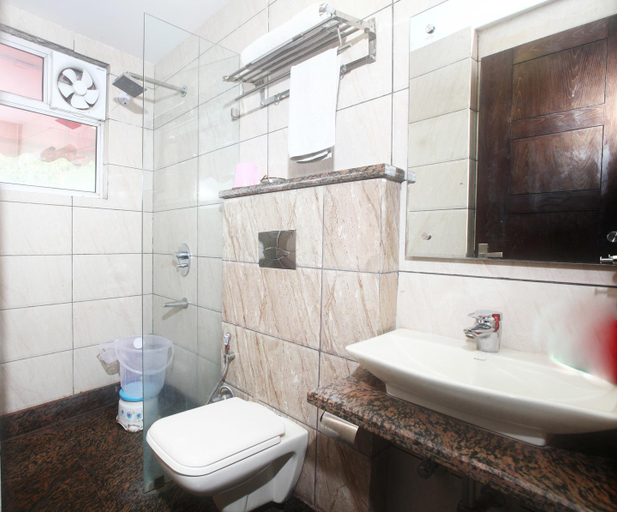 Bathroom, HOTEL RADIANCE, Gwalior
