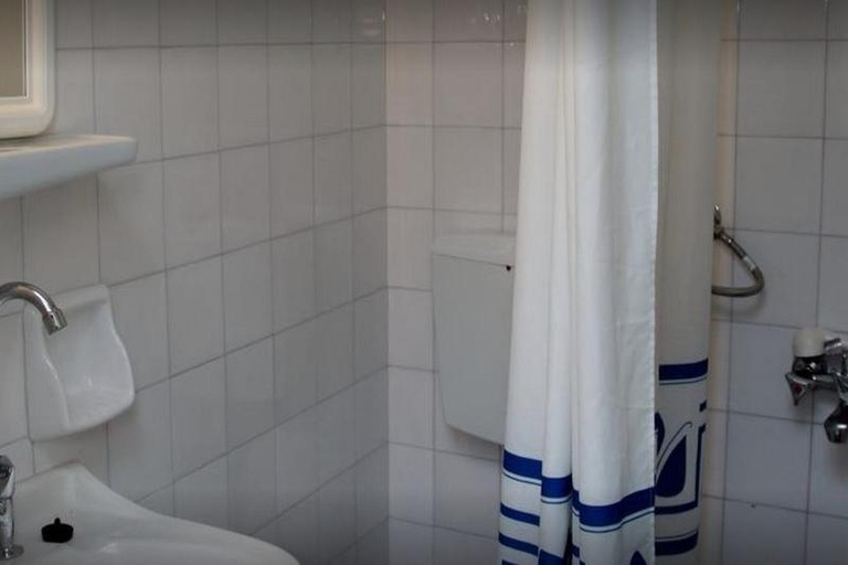 Bathroom, Mareva Apartments, Crete