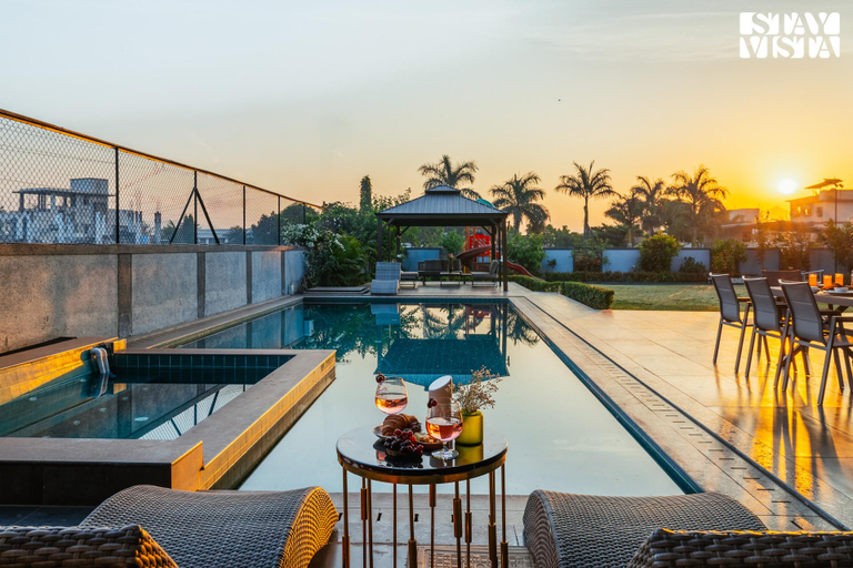 Sport & Beauty 2, StayVista at Seraphine, Pune