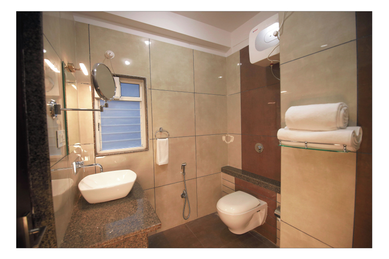 Bathroom, Sumitel Premier Inn, Darjiling