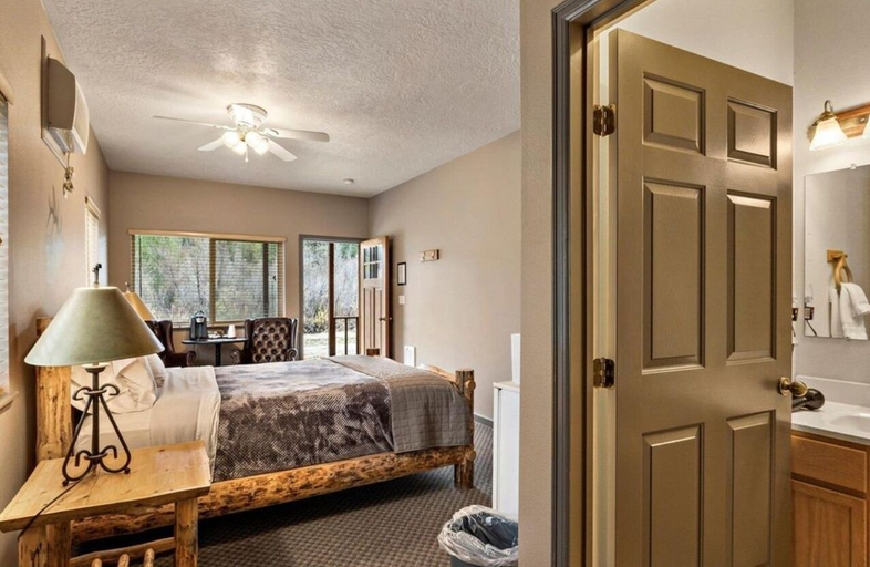 Bedroom 2, Southfork Lodge - Riverside Inn, Boise