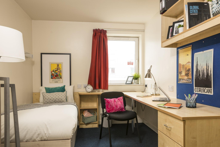 Bedroom, Albert Court (Campus Accommodation), Sefton