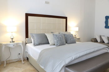 Others 5, The Epica House, Cartagena de Indias
