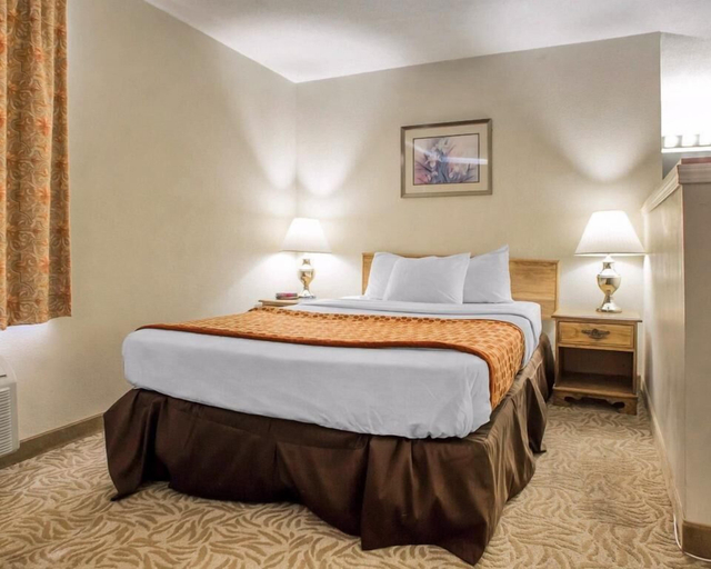 Others 5, Ramada by Wyndham Stevens Point, Portage