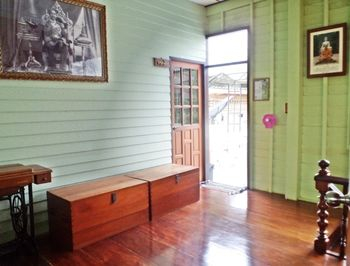 Others 3, NR Homestay, Amphawa