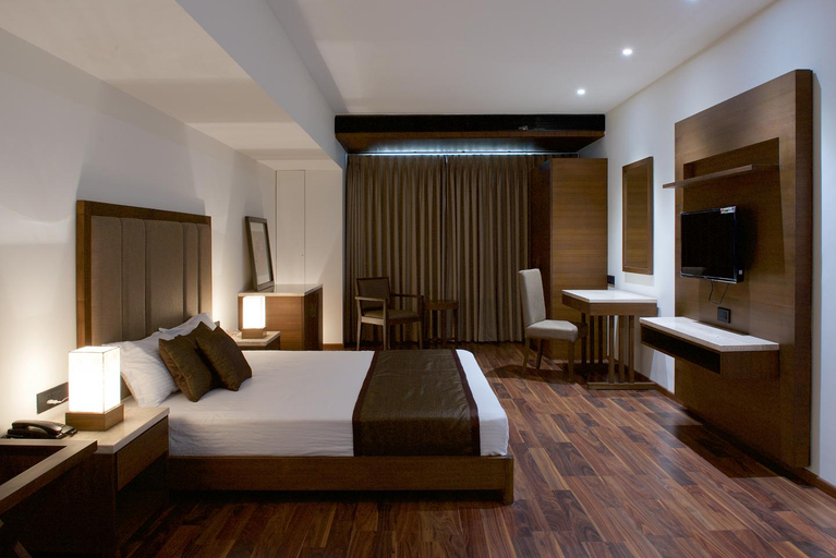 Bedroom 2, Five Petals Hotel & Banquets, Ahmadabad