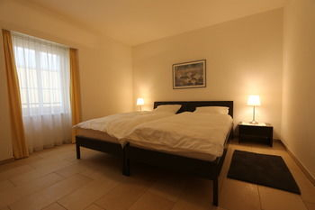 Others 2, River Residence, Baden